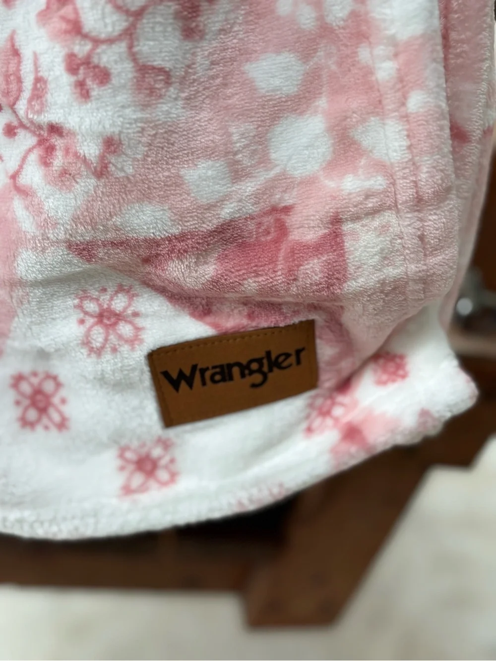 Nwt Wrangler Pink Paisley Twin Blanket